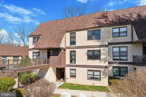 321 Shawmont Ave #G, Philadelphia, PA 19128