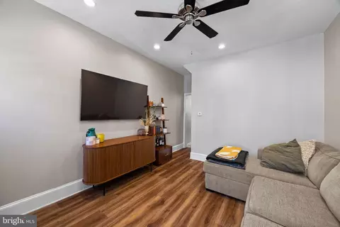 3743 Sharp St, Philadelphia, PA 19127