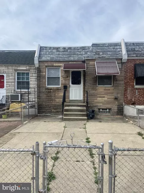 2022 Rosalie St, Philadelphia, PA 19135