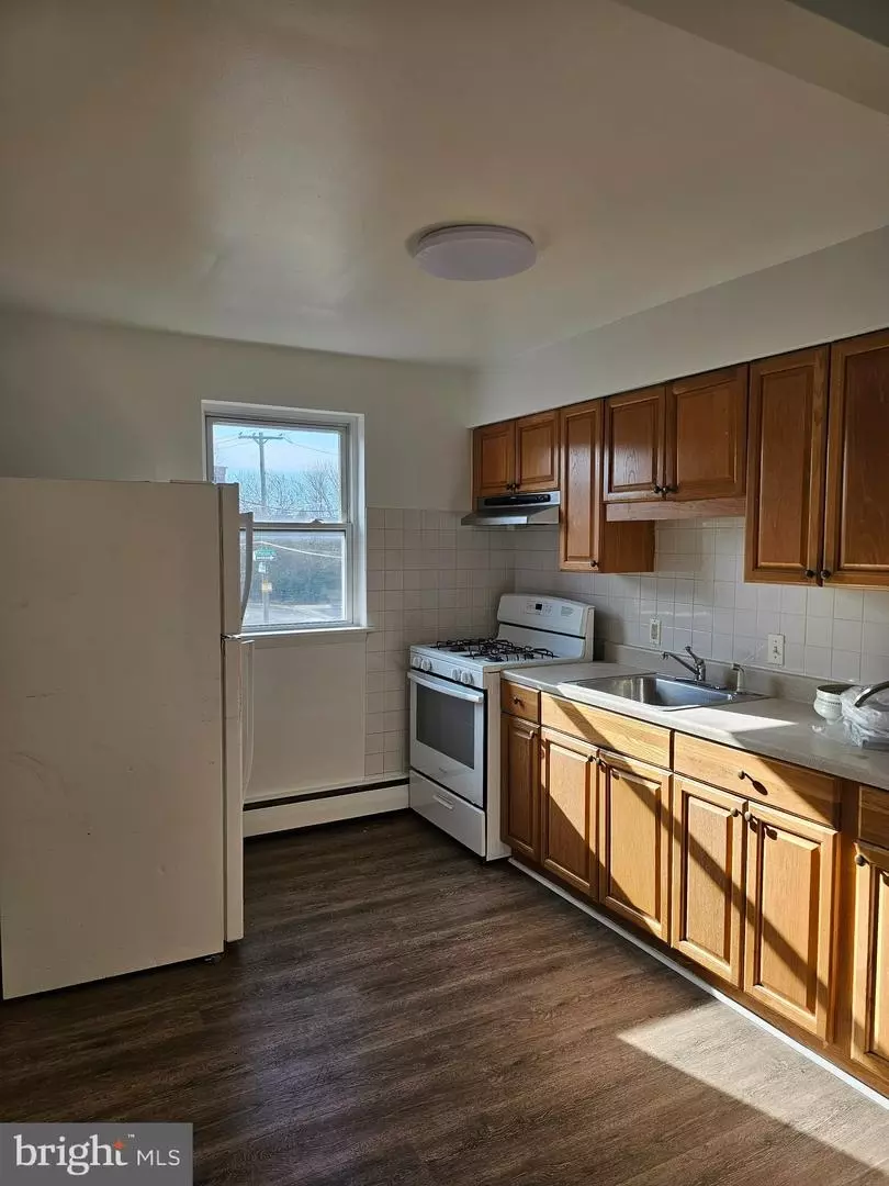Kitchen - 7621 Cottage St, Philadelphia, PA 19136 photo 2 of 2