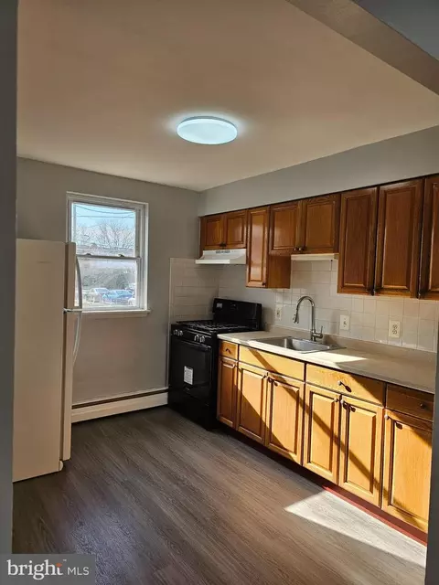 Kitchen - 7621 Cottage St, Philadelphia, PA 19136 photo 1 of 2