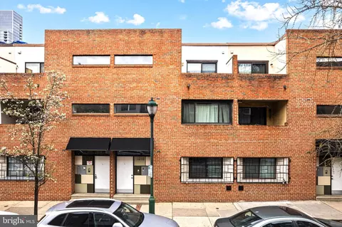 1215 South St #C, Philadelphia, PA 19147