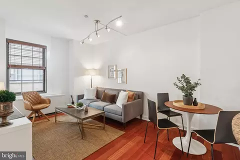 219 S 29 S 18th St #1605, Philadelphia, PA 19103