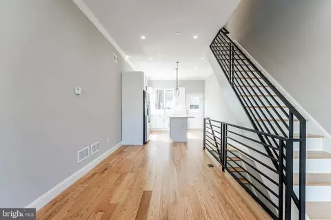 1309 S 31st St, Philadelphia, PA 19146