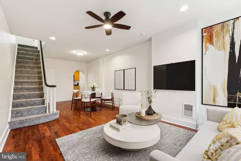 307 Winton St, Philadelphia, PA 19148
