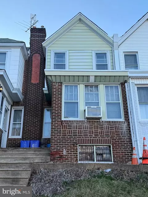 5949 Reach St, Philadelphia, PA 19120