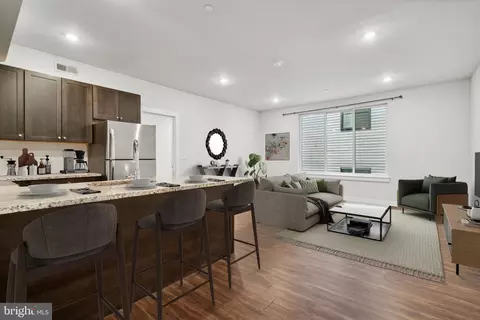 4217 Chestnut St #402, Philadelphia, PA 19104