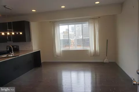 1131 S 20th St, Philadelphia, PA 19146