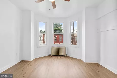 1913 Hart Ln, Philadelphia, PA 19134