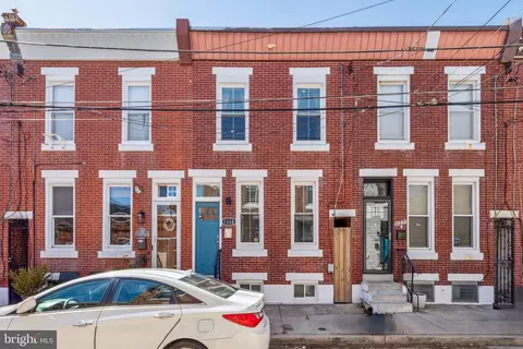 1338 Eyre St, Philadelphia, PA 19125
