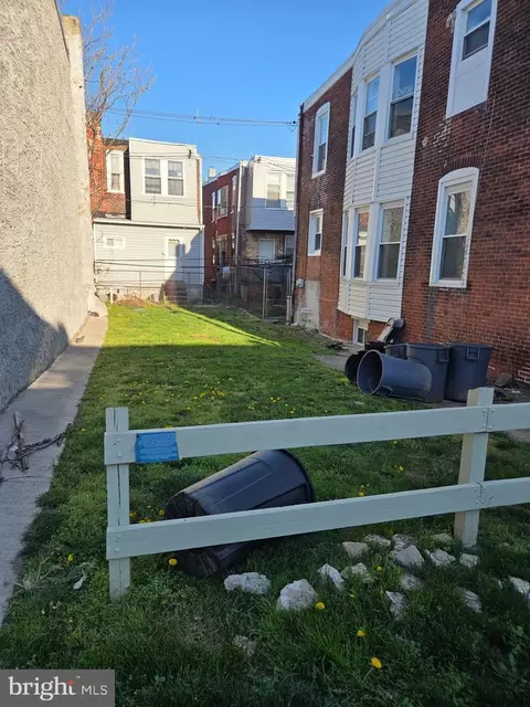 405 N Salford St, Philadelphia, PA 19151