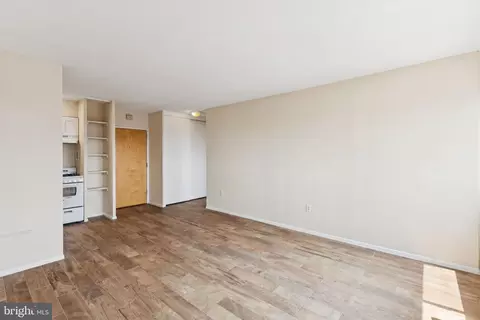 2101 Chestnut St #1711, Philadelphia, PA 19103