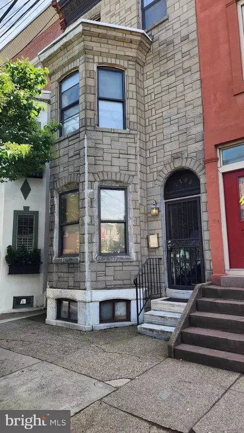 1706 Christian St, Philadelphia, PA 19146