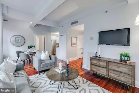 1500 Chestnut St #19I, Philadelphia, PA 19102