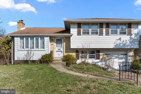 9950 Wistaria St, Philadelphia, PA 19115