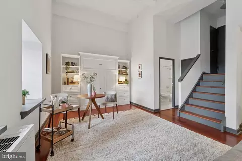 219 S 29 S 18th St #713, Philadelphia, PA 19103