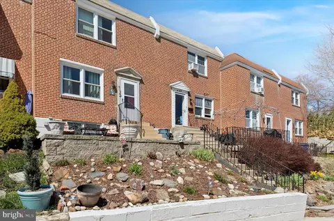 613 Green Ln, Philadelphia, PA 19128