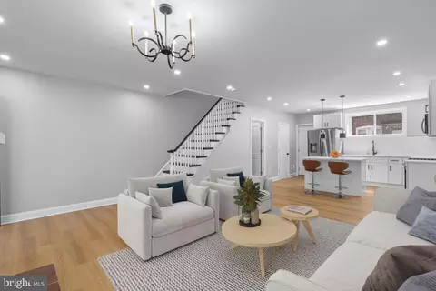 5906 W Columbia Ave, Philadelphia, PA 19151