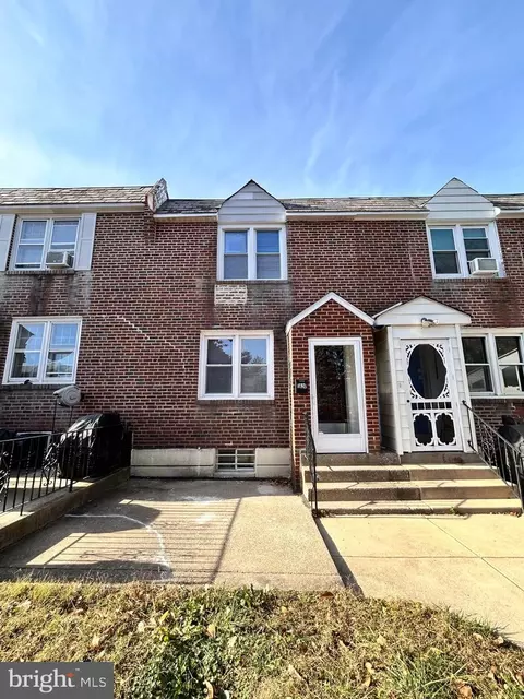 1820 Merribrook Ln, Philadelphia, PA 19151