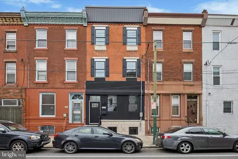 1422 Tasker St, Philadelphia, PA 19145