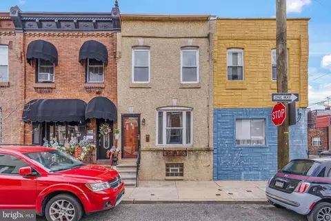 2443 S Alder St, Philadelphia, PA 19148