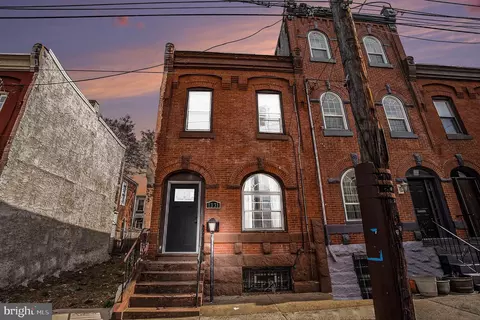 1331 N 29th St, Philadelphia, PA 19121