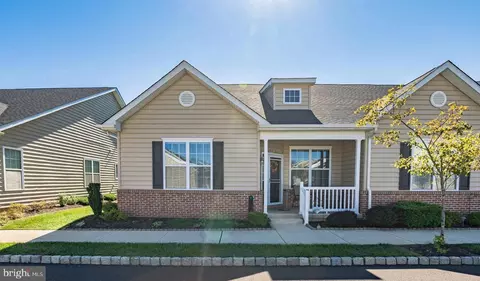 15139 Sunflower Dr, Philadelphia, PA 19116
