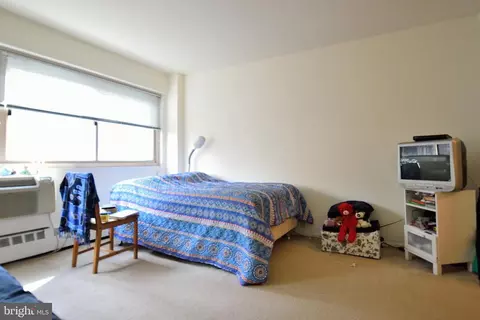 2101 17 Chestnut St #1701, Philadelphia, PA 19103