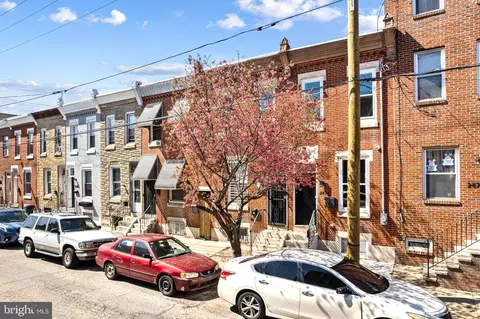 2474 Emerald St, Philadelphia, PA 19125