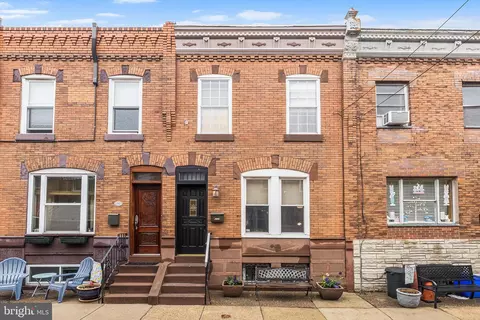 2329 S Bouvier St, Philadelphia, PA 19145