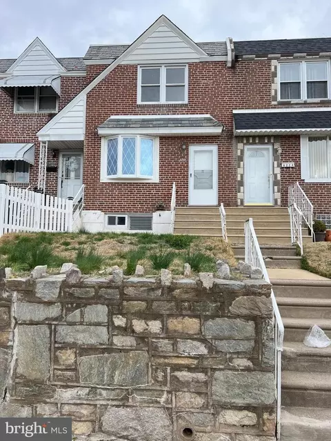 6222 Algard St, Philadelphia, PA 19135