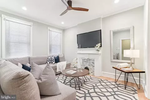 144 Vassar St, Philadelphia, PA 19128