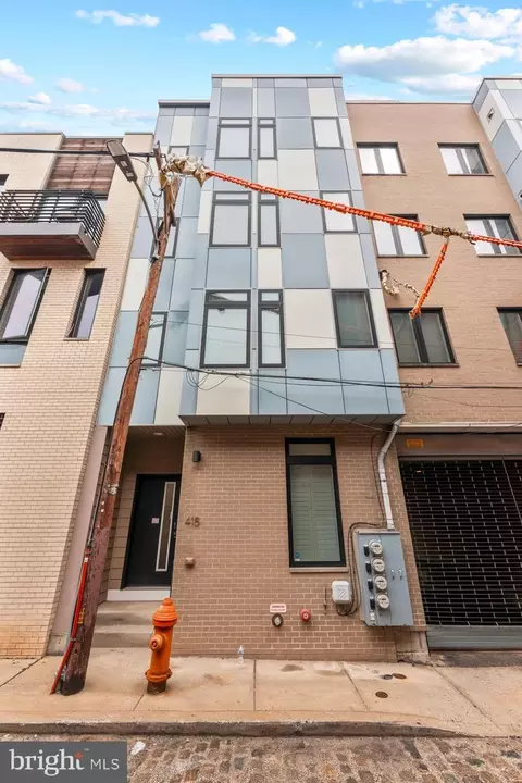 415 Wallace St #2E, Philadelphia, PA 19123
