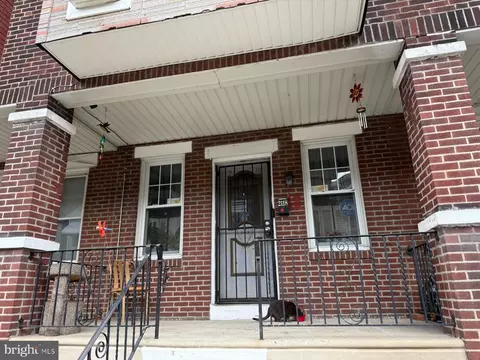 2118 Anchor St, Philadelphia, PA 19124