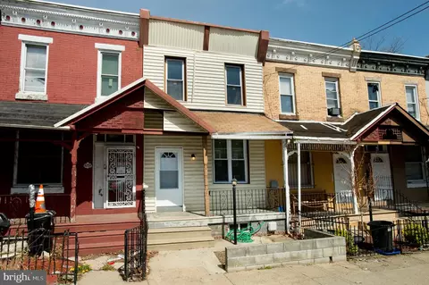 5233 Master St, Philadelphia, PA 19131