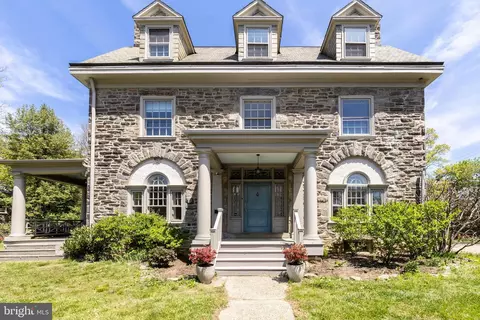 6601 Emlen St, Philadelphia, PA 19119