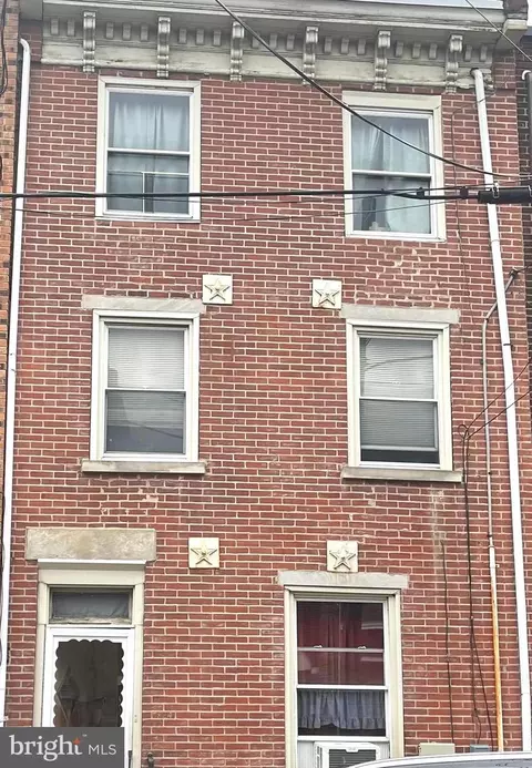 2824 Belgrade St, Philadelphia, PA 19134