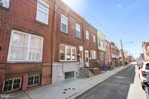 2427 S Bancroft St, Philadelphia, PA 19145