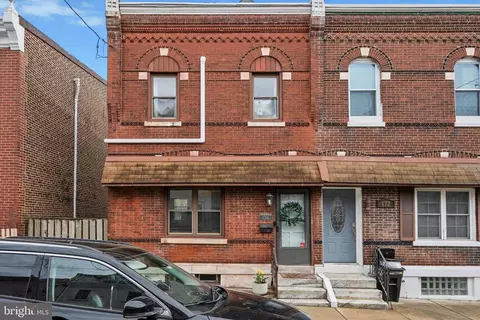 174 Kalos St, Philadelphia, PA 19128