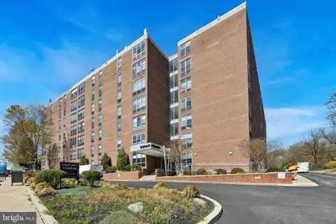 6100 Henry Ave #7D, Philadelphia, PA 19128
