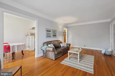 400 W Hortter St #502, Philadelphia, PA 19119