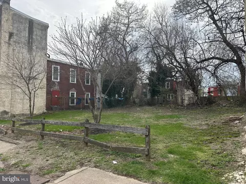2326 N 16th St, Philadelphia, PA 19132