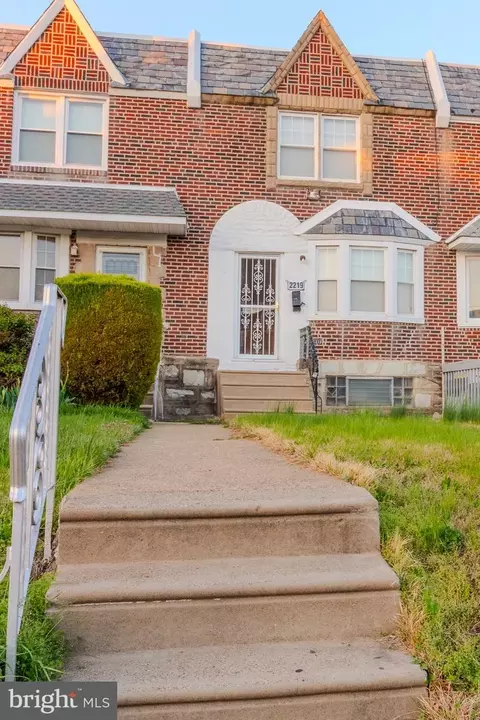 2219 Friendship St, Philadelphia, PA 19149