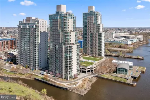 901 N Penn St #F803, Philadelphia, PA 19123