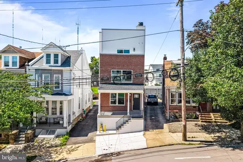 308 Fountain St, Philadelphia, PA 19128