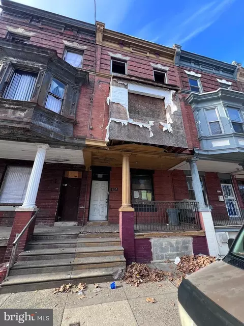2210 N Natrona St, Philadelphia, PA 19132