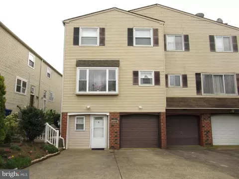 1506 Stoney Ln #B, Philadelphia, PA 19115