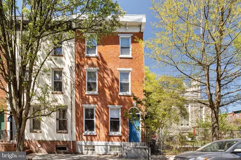 744 S 19th St, Philadelphia, PA 19146