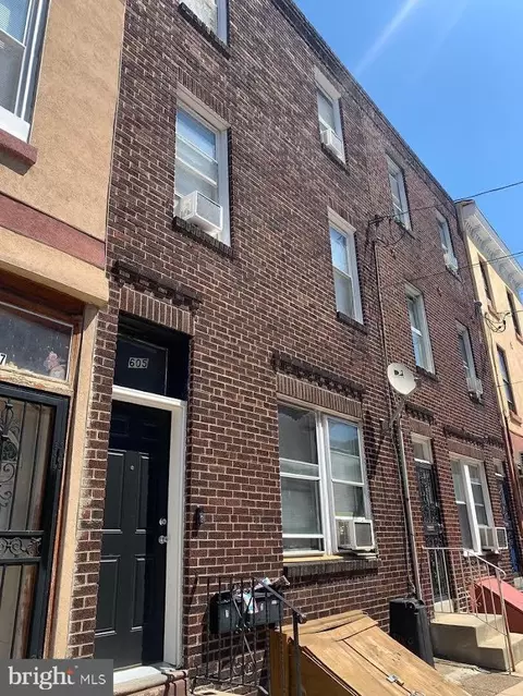 605 Dickinson St, Philadelphia, PA 19147