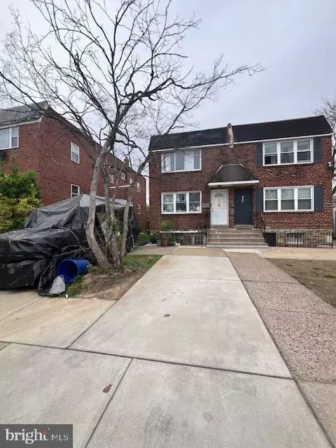 2040 Rhawn St, Philadelphia, PA 19152